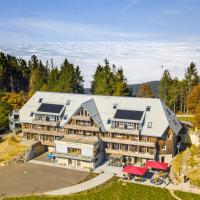 Berghaus Freiburg - Appartement Hotel auf dem Schauinsland, hotelli kohteessa Oberried