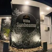 Villa Sunbeams ヴィラ・サンビームス, hotel u gradu Kin