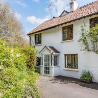 Idyllic Country Cottage - Dog Friendly, 6 mins drive to Saunton Beach- World Class Surfing Reserve! 5 mins drive to Golf Course, REDUCED RATES!