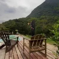 Serra Mar à beira rio , rafting, suites, lofts, e Casas, ξενοδοχείο σε Sana