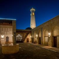 New Star Boutique hotel - madrasah Muhammad Mahram, hotel in Khiva