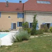 Les Grands Prés, hotelli kohteessa Geney