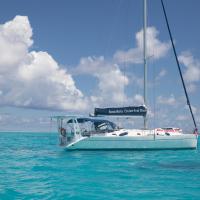 Voilier sur le lagon de Bora Bora, hotel cerca de Maupiti Airport - MAU, Bora Bora