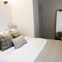 Beautiful modern Cottage by the Sea in Scotland, hotel in Lundin Links