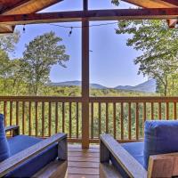 Lovely Log Cabin and Bunkhouse with Views and Yard!