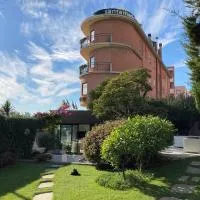 Hotel Santa Maria: Chiavari'de bir otel