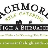 Achmore Self catering – hotel w mieście Stromeferry