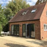 Contemporary Cottage outside South Harting, hotel u gradu South Harting