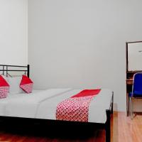 SUPER OYO 90689 Lily House, hotel in BSD City, Tangerang