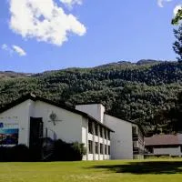 Nordfjord Hotell、ノールフィヨーレイドのホテル