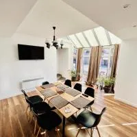 Master Adventure Guest House, hotell i Vadu Crişului