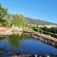 Joli Chalet dans une ferme Pour familles exclusivement près ifrane, hotel i Azrou