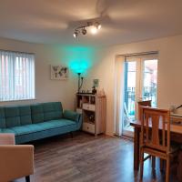 Cosy Apartment with Balcony, hotel in Herne Bay