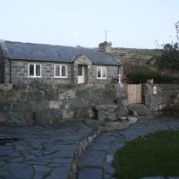 Hendre Fechan Cottage, Nr Barmouth, Pets welcome, beautiful views.