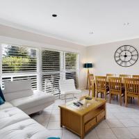 Messines Street, Sandy Shores, Townhouse 1, 3, hotel in Shoal Bay