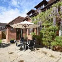 Wisteria Way, Tangmere, hotel v destinácii Tangmere