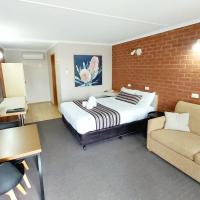 Country Mile Motor Inn, hotel cerca de Aeropuerto de Forbes - FRB, Forbes
