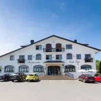 Viesnīca Hostal Restaurante O'Cadaval pilsētā Frades