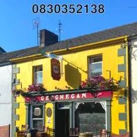 Geoghegans Magpie Bar and B&B, hotelli kohteessa Glin