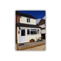 The Beehive - Self catering in the heart of the Forest of Dean, hotel in Whitecroft