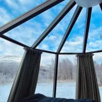 North Experience Basecamp, ξενοδοχείο σε Melen