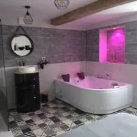 Saint-Christophe-en-Brionnais में, होटल Nuit romantique
