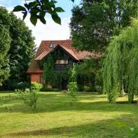 Moniówka, hotel v destinaci Nowe Kawkowo