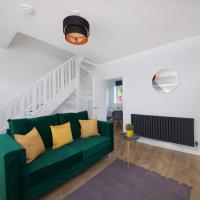 Air Host and Stay - Thomson House - Sleeps 4 2 mins walk from Stockport train station and town centre