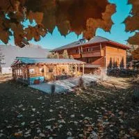 Wellness Hotel Koliba, מלון בKomorní Lhotka