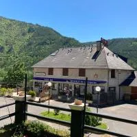 盧森堡酒店，巴爾謝日的飯店