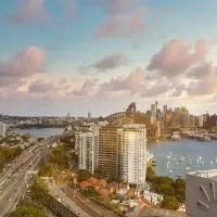 Meriton Suites North Sydney, מלון בסידני