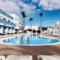 Apartment Bellissima 200m from the Ocean with pool, Wifi & Sat-tv