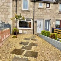 Claire's Townhouse, Aberdeenshire, 3 bedrooms, hotel in Oldmeldrum