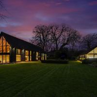 Tithe Barn, hotel in Ashford