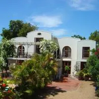 At Villa Fig Guest House, hotel a Constantia