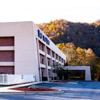 Bay Mountain Inn Cherokee Smoky Mountains, hótel í Cherokee