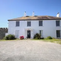 Towyn Lodge, hotel v destinaci Trearddur
