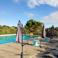 Villa de 16 chambres avec piscine privee sauna et jardin clos a Mouries