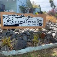 Riverstone Lodge, hotel di Turangi
