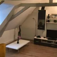 Logement avec deux appartements sur deux étages、Wormhoutのホテル