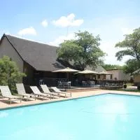 Ukutula Lion Lodge: Brits şehrinde bir otel