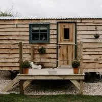 Angela's Rest Shepherds Hut with Scandi Hot Tub, hotel v destinaci Boston