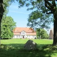 Landhotel Gut Zarrentin, hotel v mestu Gransebieth