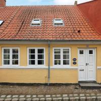 Charming Holiday Home in Rudkobing Syddanmark with Terrace, hotel in Rudkøbing