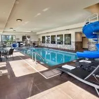 Glacier International Lodge, готель у місті Каліспелл