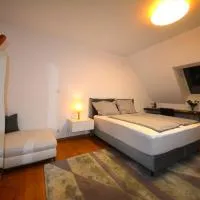 wohnanders, hotel u gradu Firštenfeld