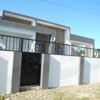 Preciosa casa recién construida, ubicación ideal, hotel near Gregorio Luperón International Airport - POP, Monte Llano