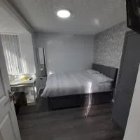 Glorious BnB Longbridge, hotel en Longbridge