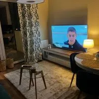Apartament Sadowa nr9 Mieszkanie 87 Garaż gratis !, hotel a Elblag