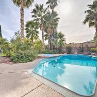 Vegas Oasis Home with Pool and Spa 7 Miles to Strip, hotel em Summerlin, Las Vegas